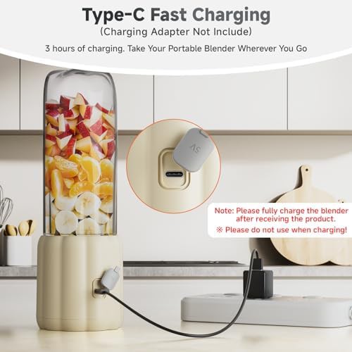 Beige rechargeable mini juicer with handle — photo 3