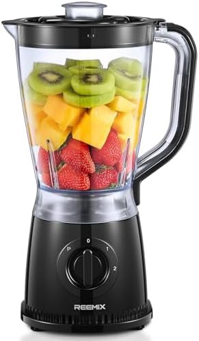 Medium capacity smoothie blender with pulse function